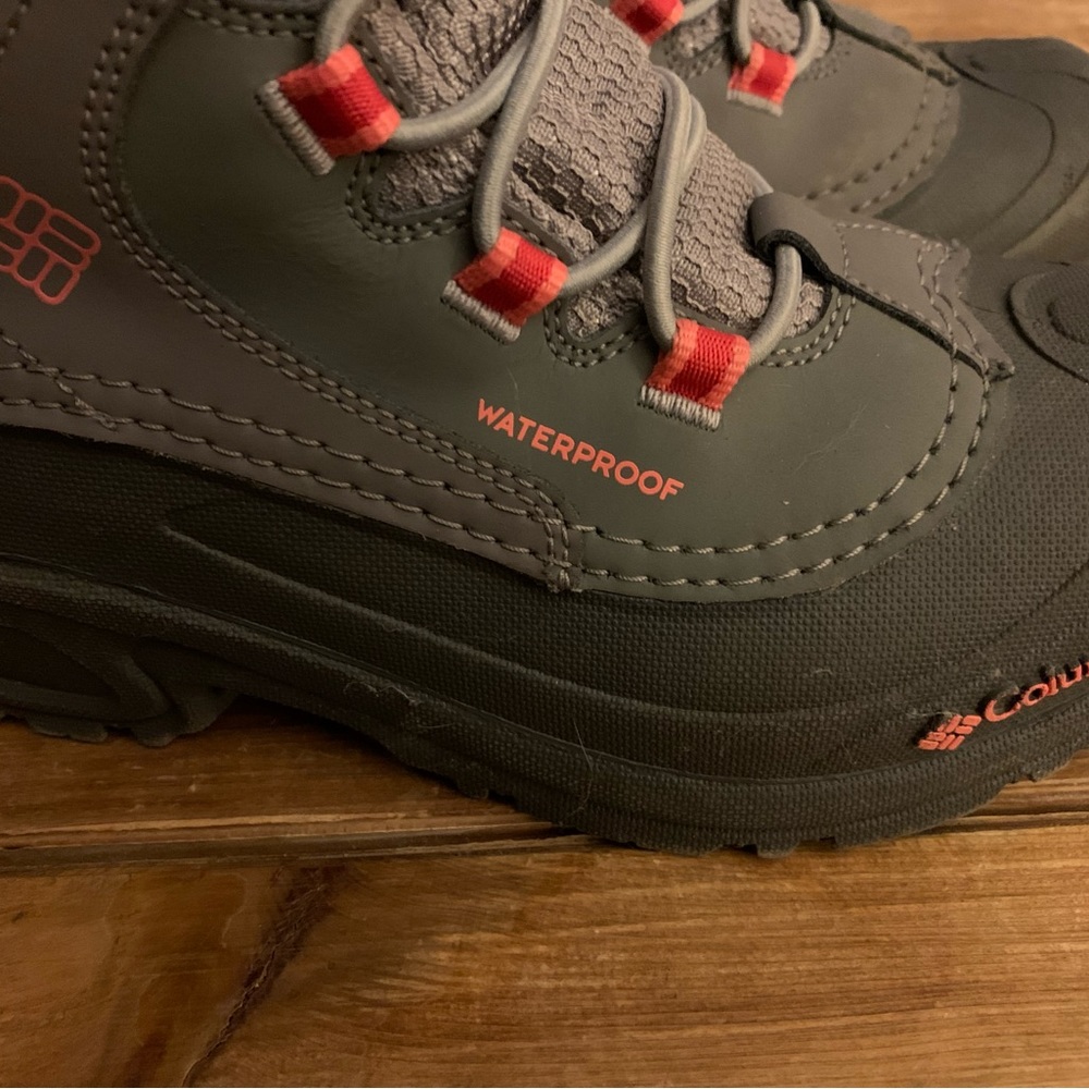 Winter Boots - Picture 2 of 3